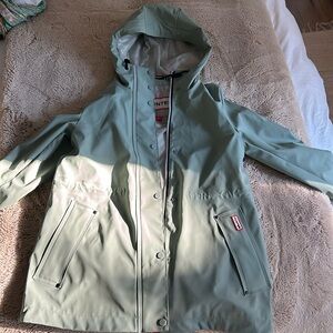 Hunter Women’s Waterproof Rain Jacket in Sweet Gale Green XS NWOT Never Worn